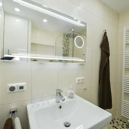 Strandhochhaus Sc10 *