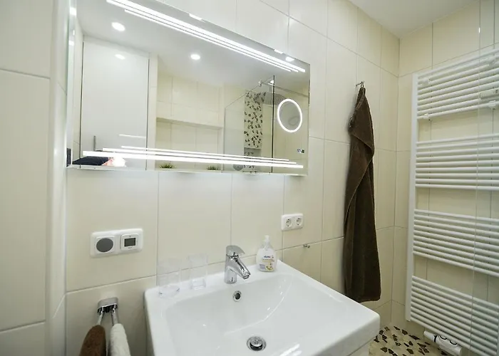 Strandhochhaus Sc10 *